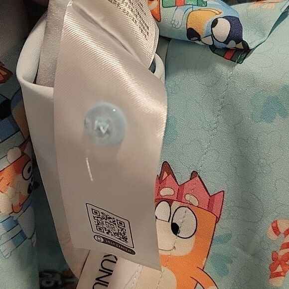 RSVLTS Bluey “Heeler Holiday” Men’s Christmas shirt 2XL NWT - Picture 8 of 11